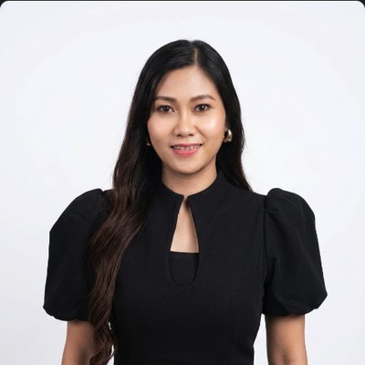 Julianne Jose